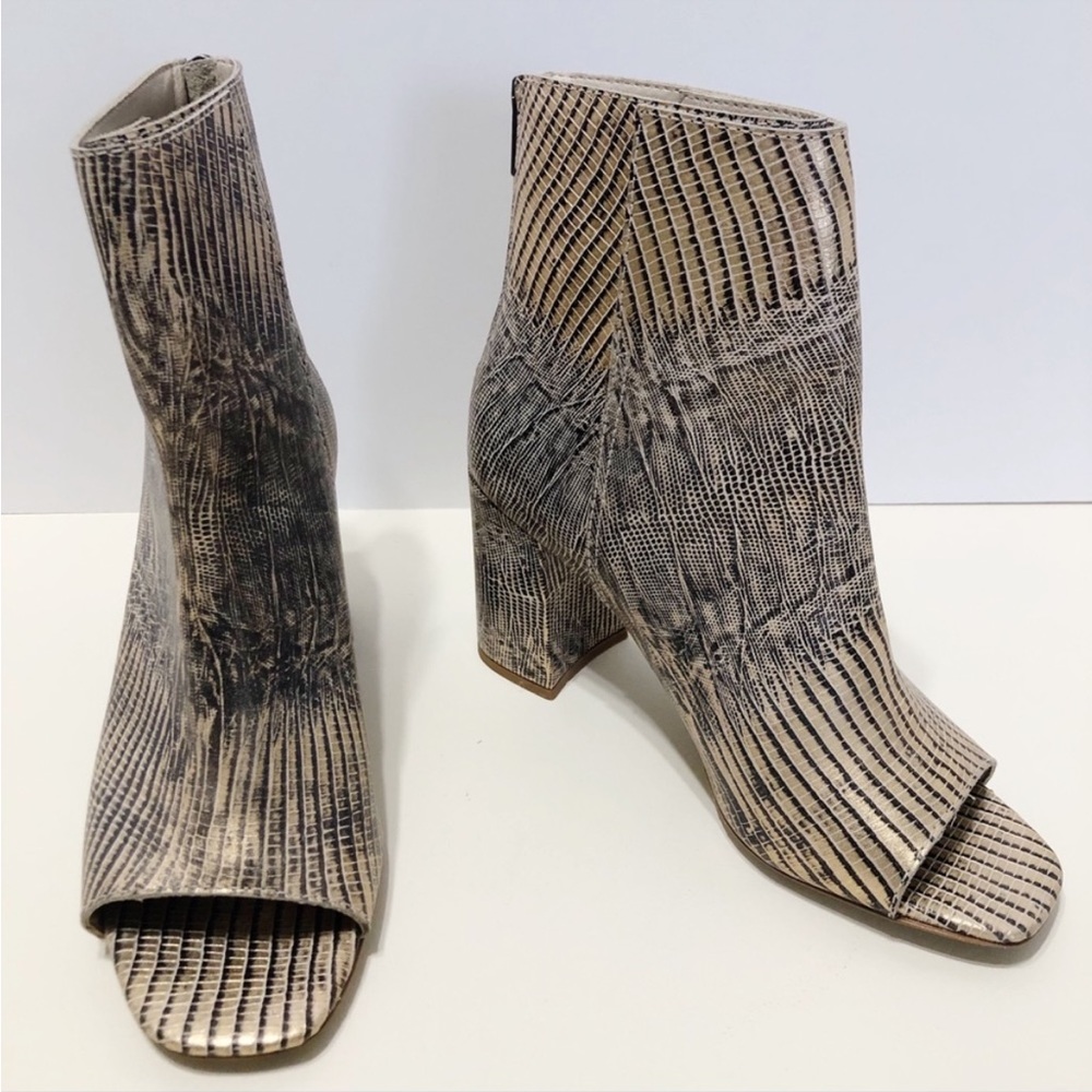 MATISSE Melaney Open Toe Metallic Snake Print Boot 7.5